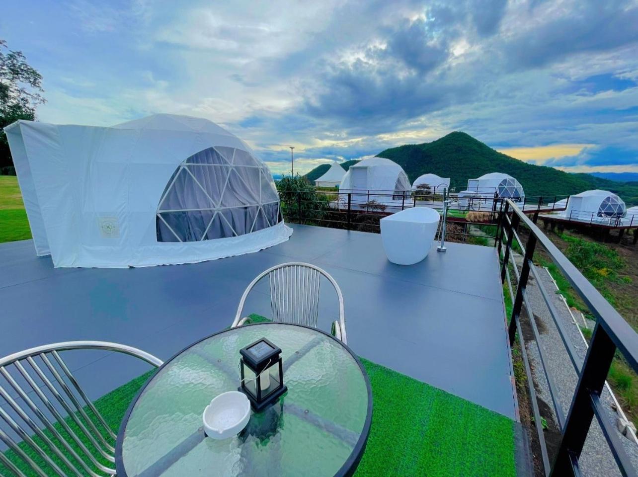 สกายเบย์ เชียงคาน Hotel Pha Baen Bagian luar foto