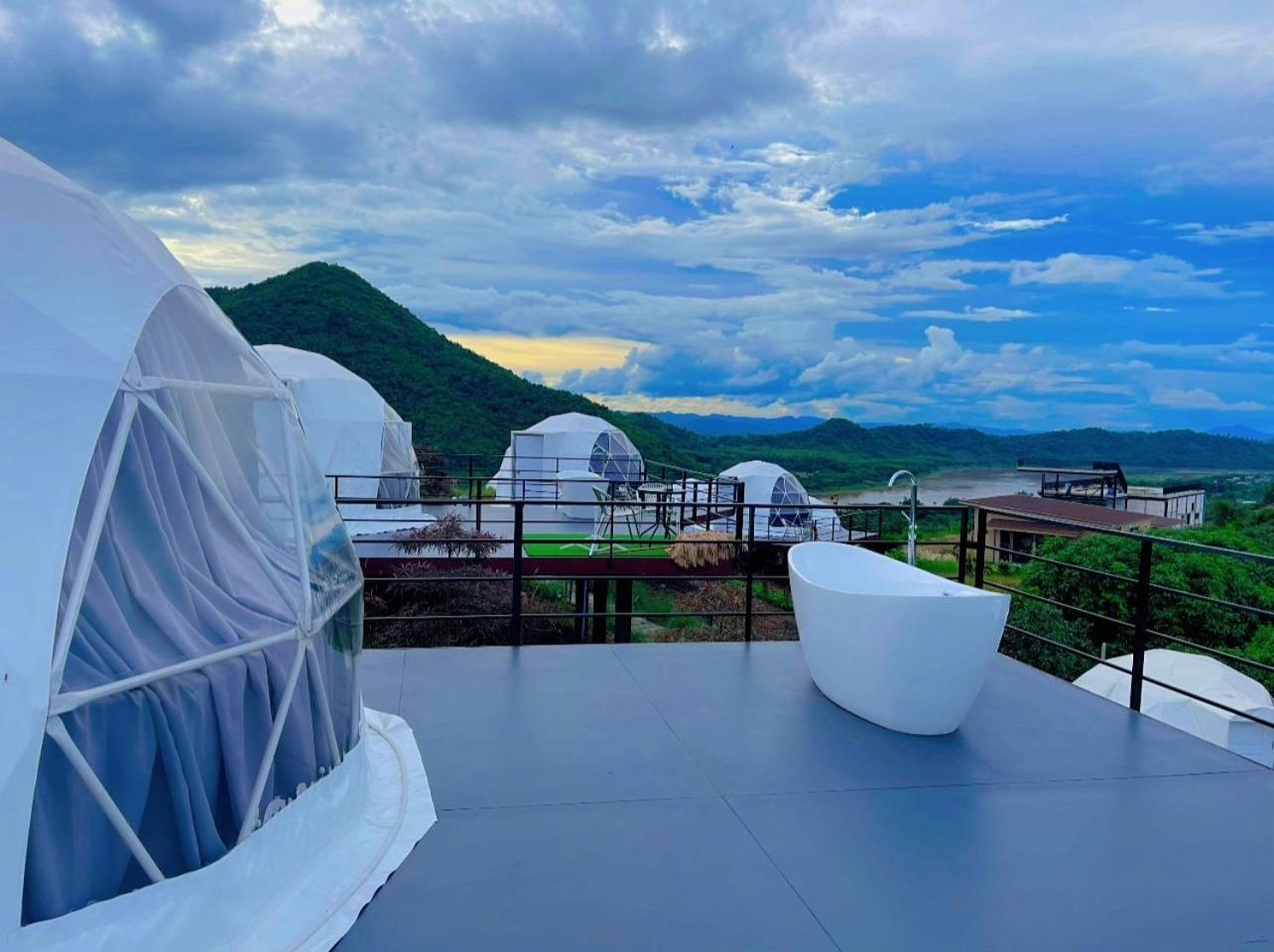 สกายเบย์ เชียงคาน Hotel Pha Baen Bagian luar foto