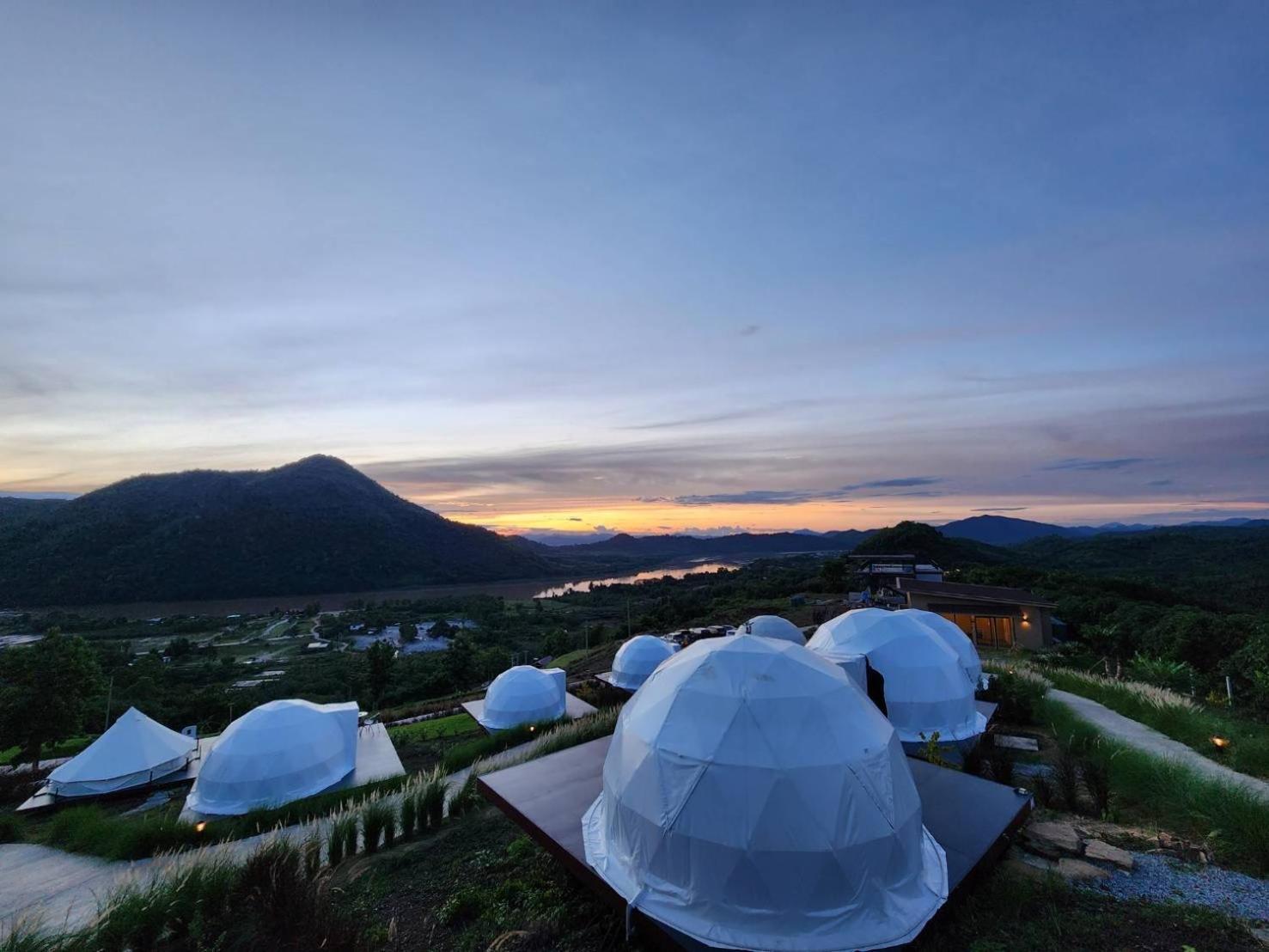 สกายเบย์ เชียงคาน Hotel Pha Baen Bagian luar foto