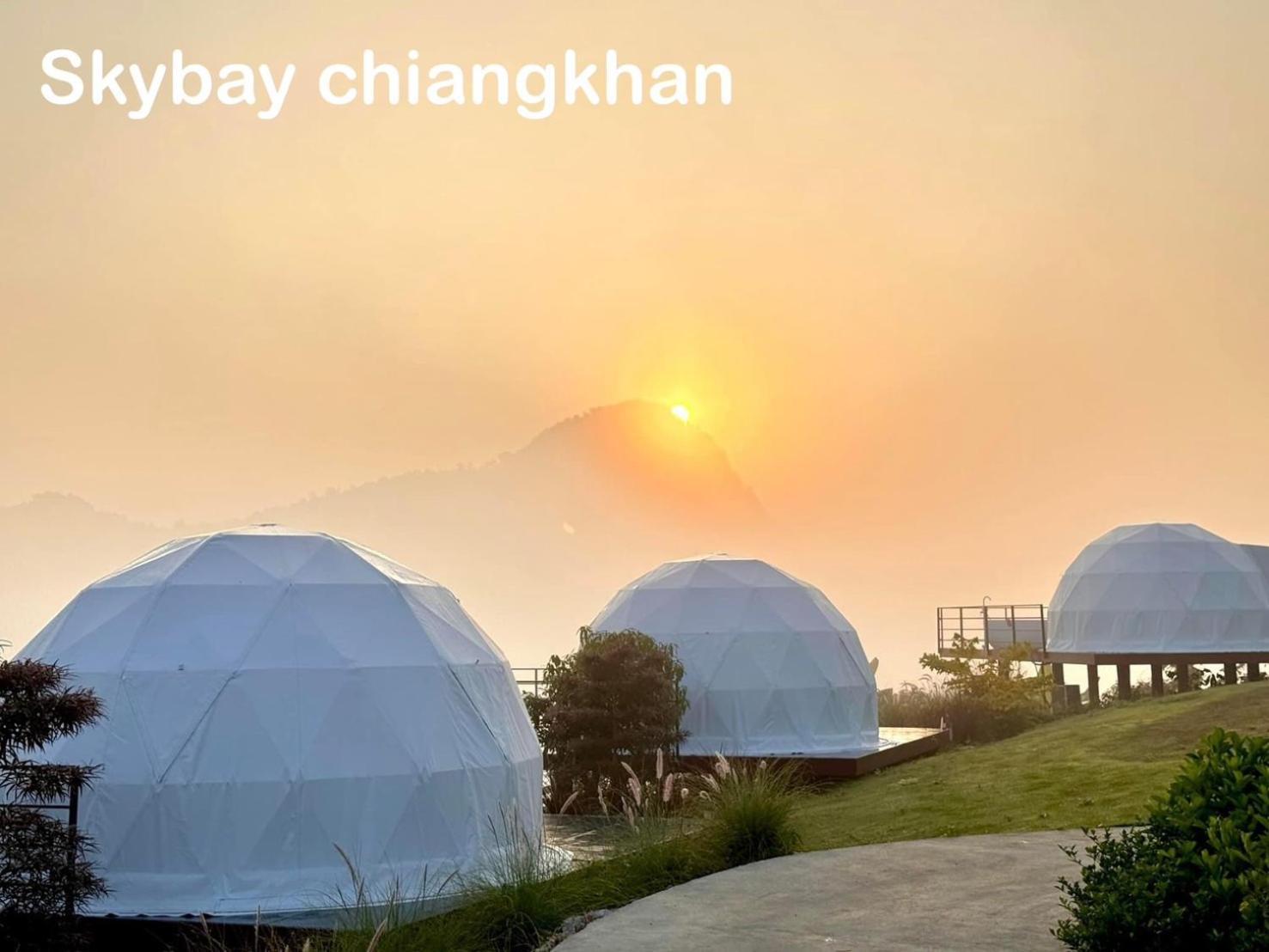 สกายเบย์ เชียงคาน Hotel Pha Baen Bagian luar foto